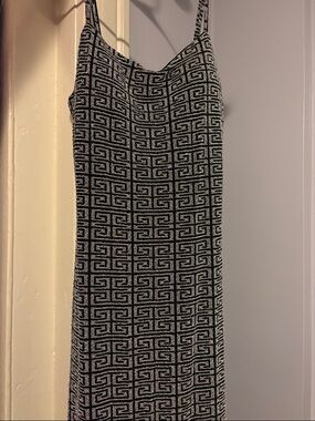 Derek Heart Black and White Geometric Midi Dress